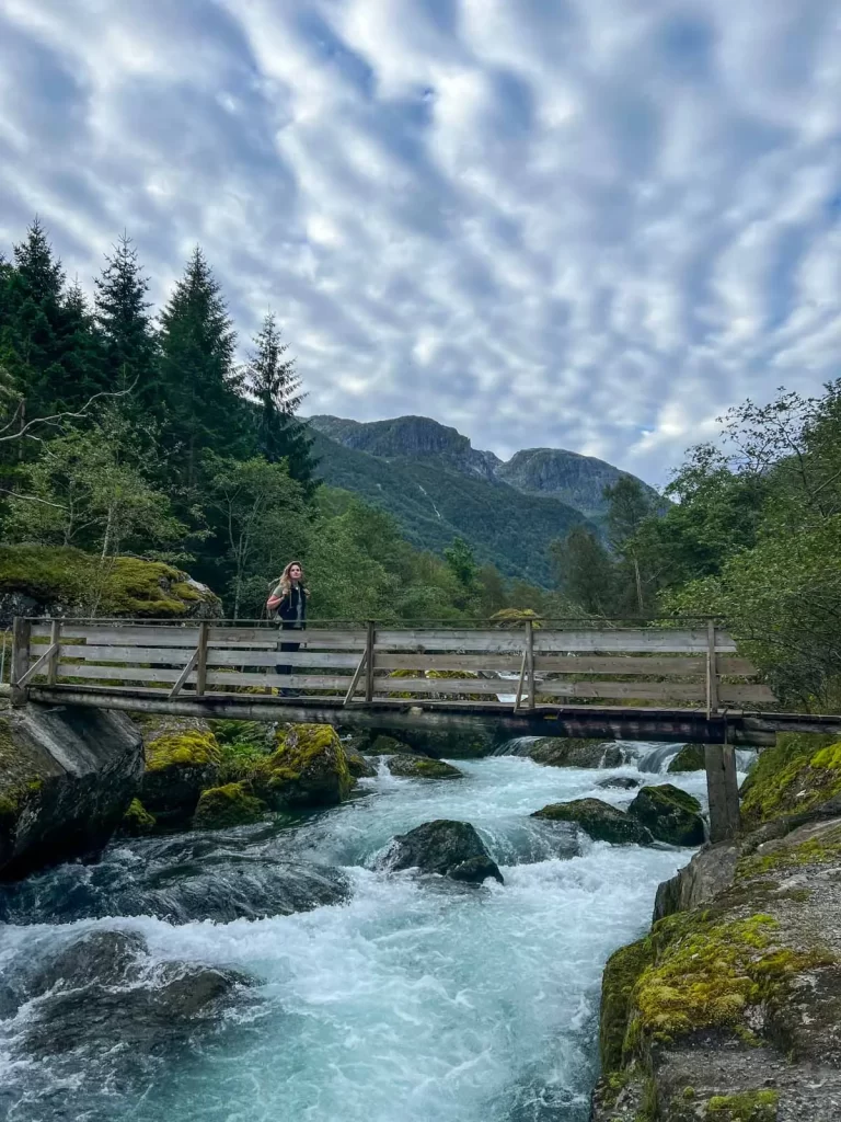 Wooden bridge over Bondhuselva river on the Bondhusvatnet trail